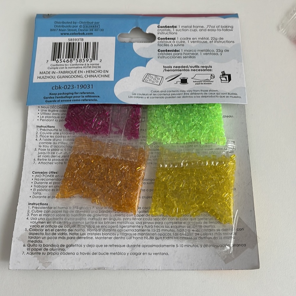 Stained Glass Activity Craft - The Original Makit & Bakit Suncatcher Beads - Picture 4 of 4